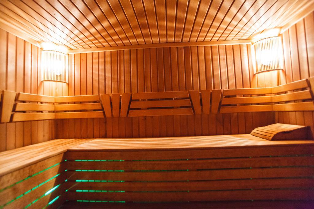 Aivengo Hotel 3*